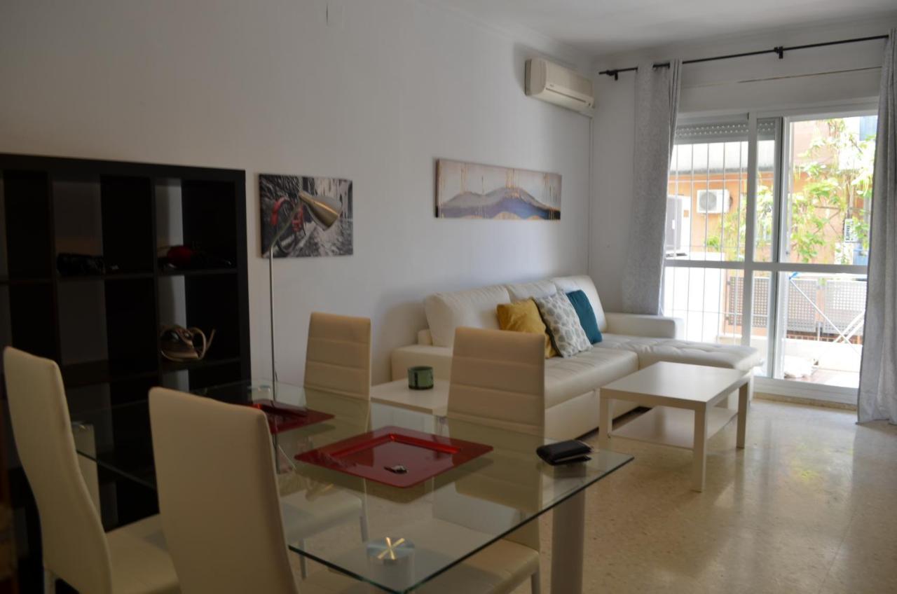 Apartamento Reformado Parking Gratis Apartment Seville Luaran gambar