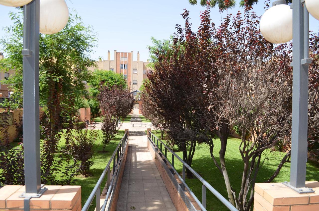 Apartamento Reformado Parking Gratis Seville Luaran gambar