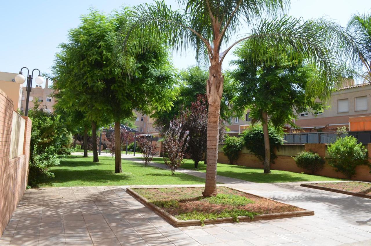 Apartamento Reformado Parking Gratis Seville Luaran gambar