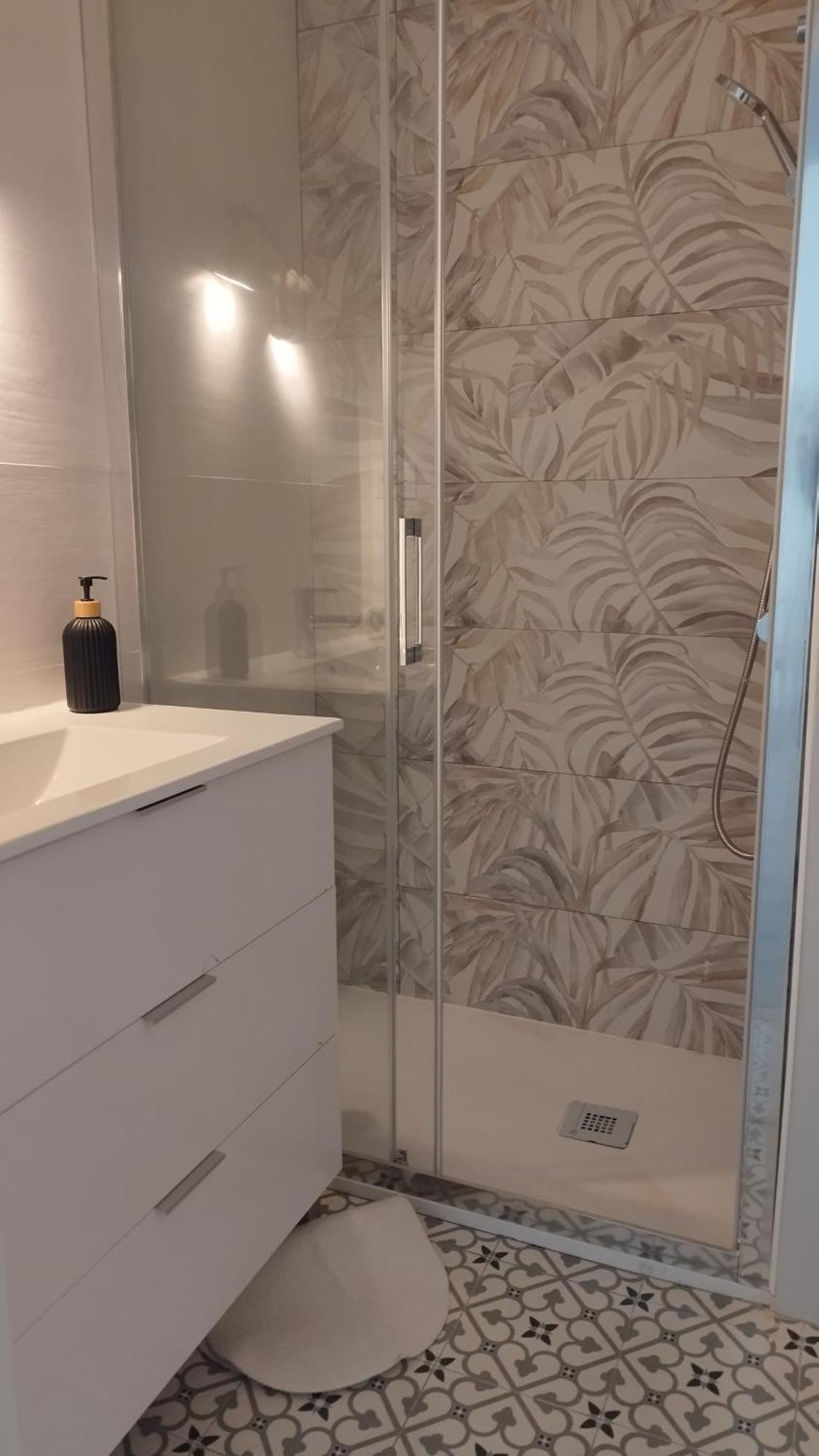Apartamento Reformado Parking Gratis Seville Luaran gambar